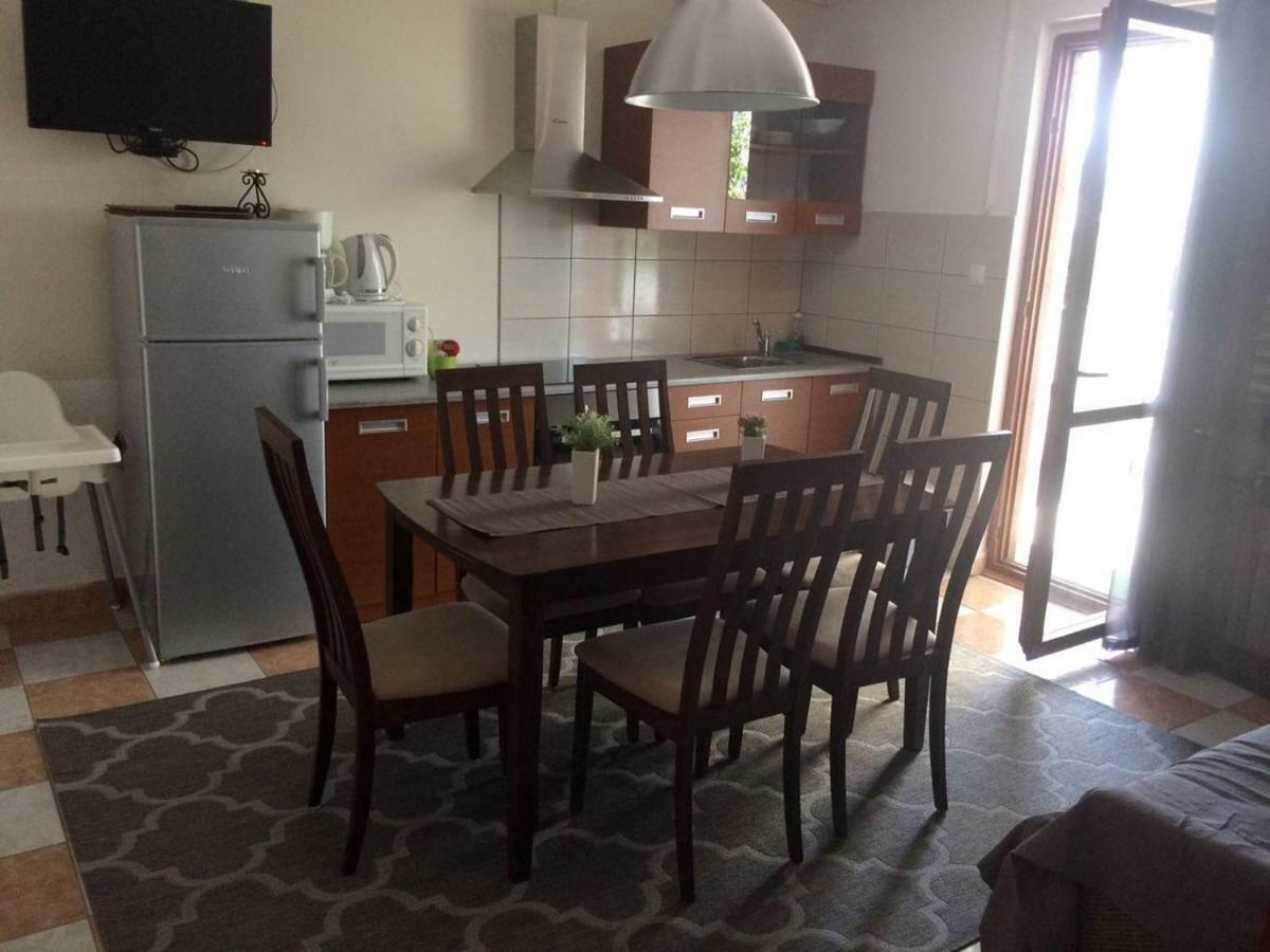 Apartmani Dana Sukošan Extérieur photo