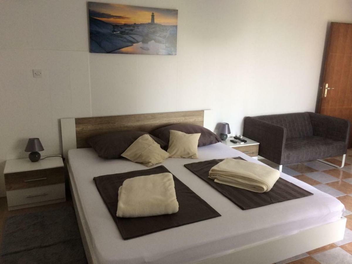 Apartmani Dana Sukošan Extérieur photo