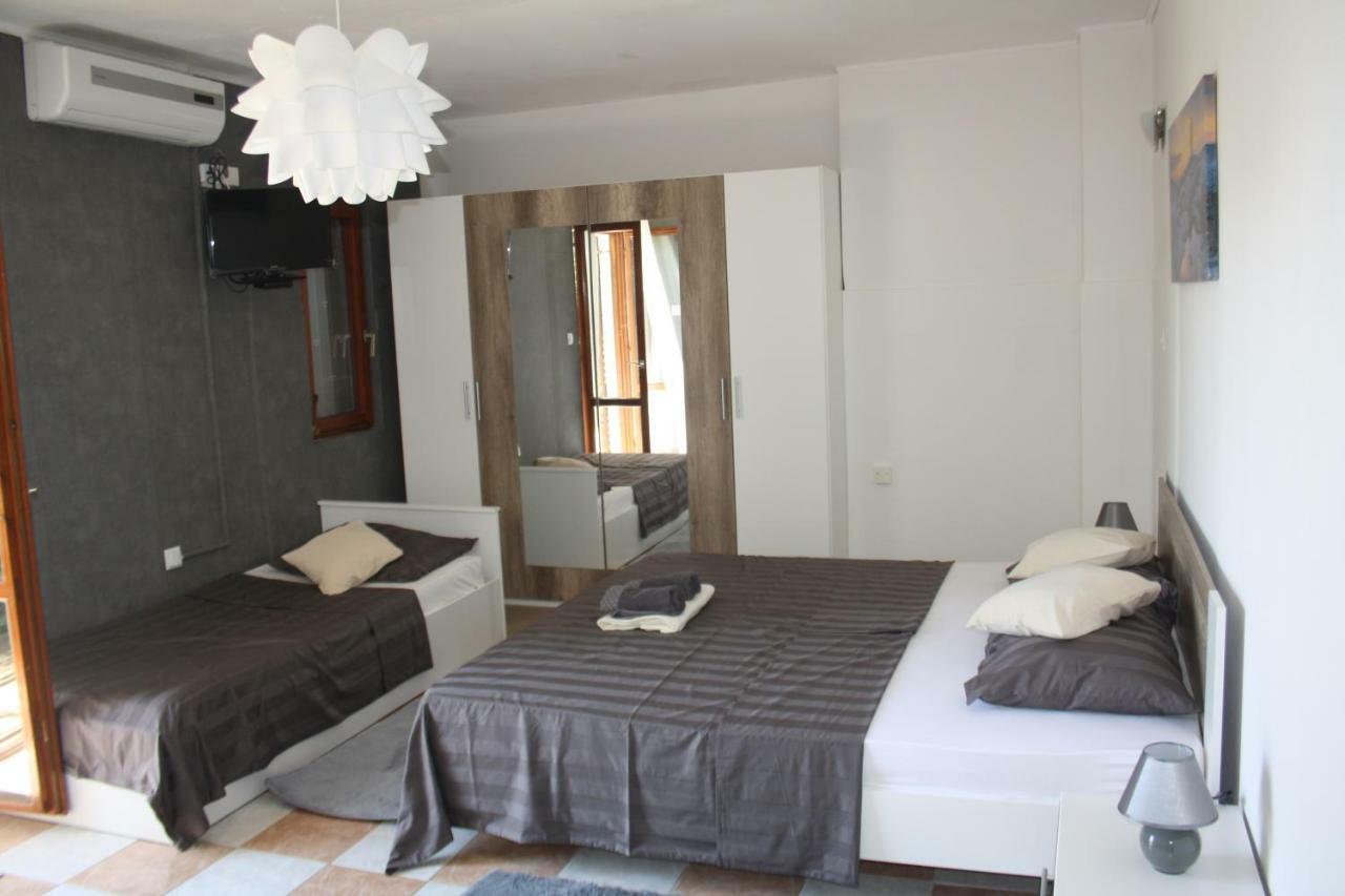 Apartmani Dana Sukošan Extérieur photo