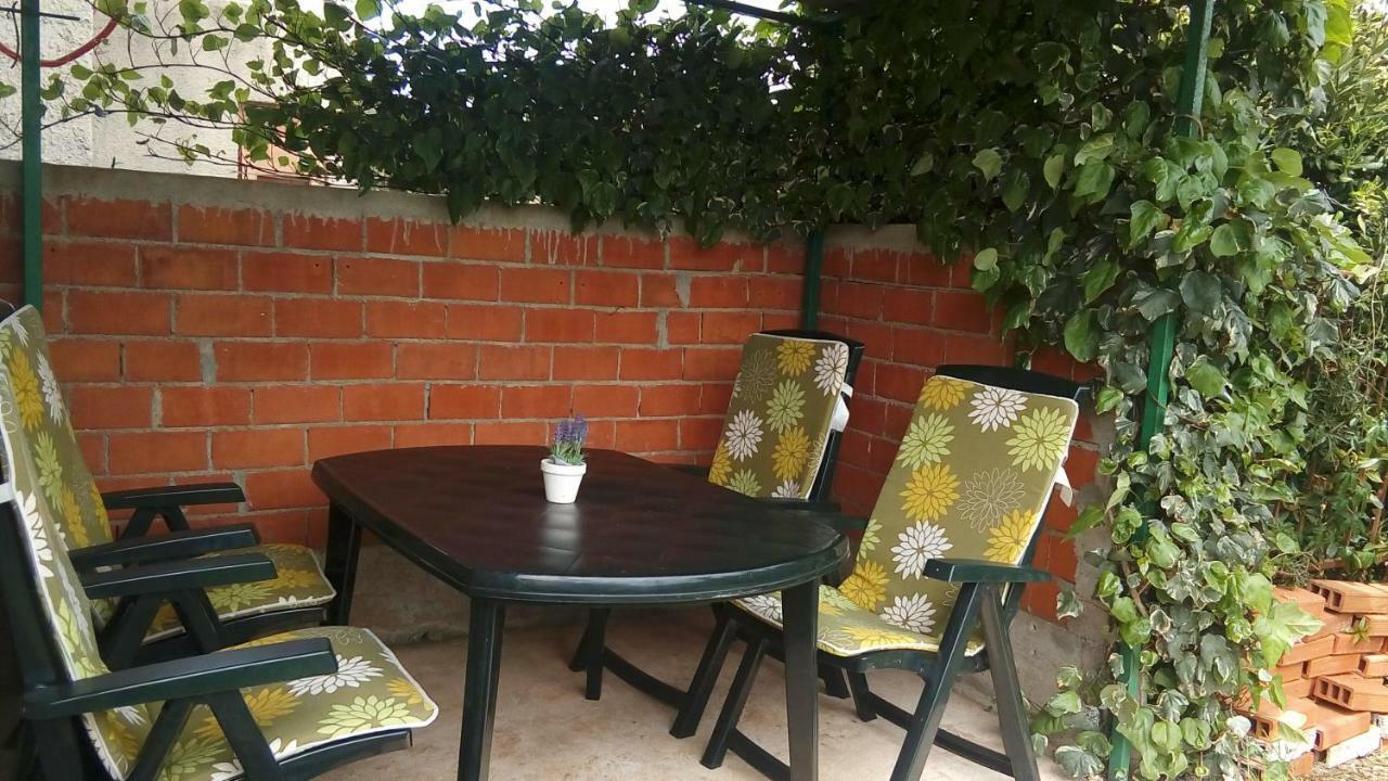 Apartmani Dana Sukošan Extérieur photo