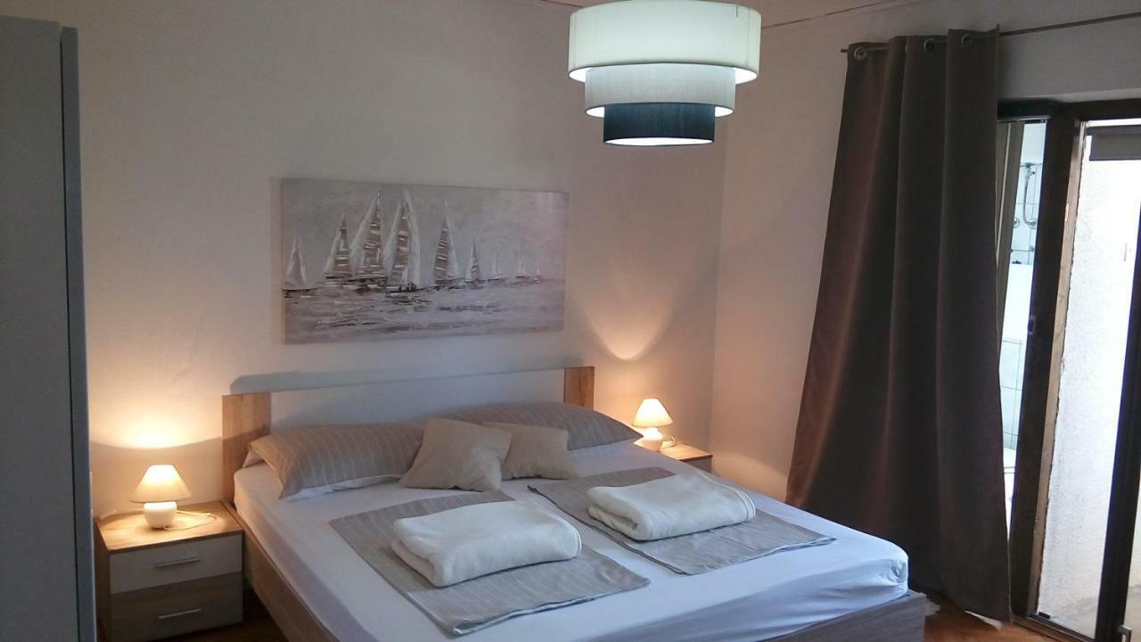 Apartmani Dana Sukošan Extérieur photo