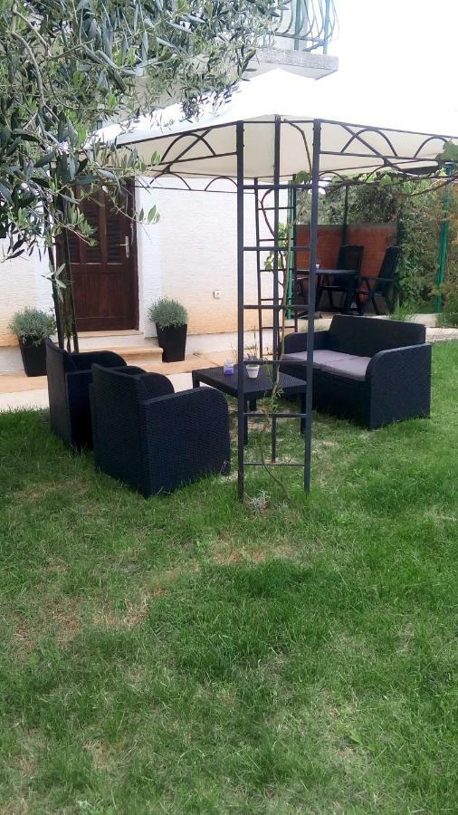 Apartmani Dana Sukošan Extérieur photo